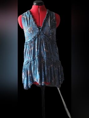 Free People Blue Floral V-Neck Tunic